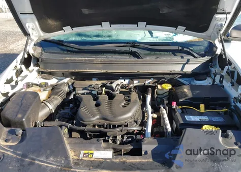 2015 Jeep Cherokee Trailhawk из США, поврежденный, VIN 1C4PJMBS0FW665987